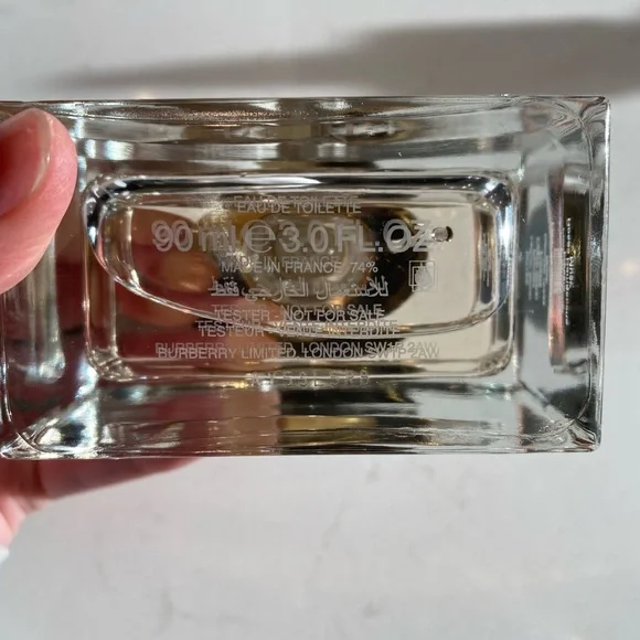 BURBERRY✨ - Picture 2 of 6